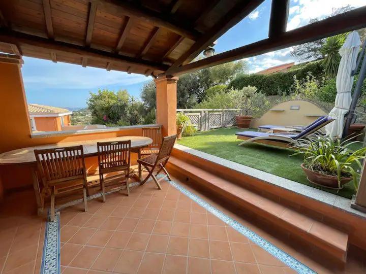 Romantica Suite Panoramica Villasimius Exterior foto